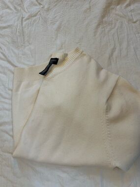 Banana Republic Cream Women's Sweater